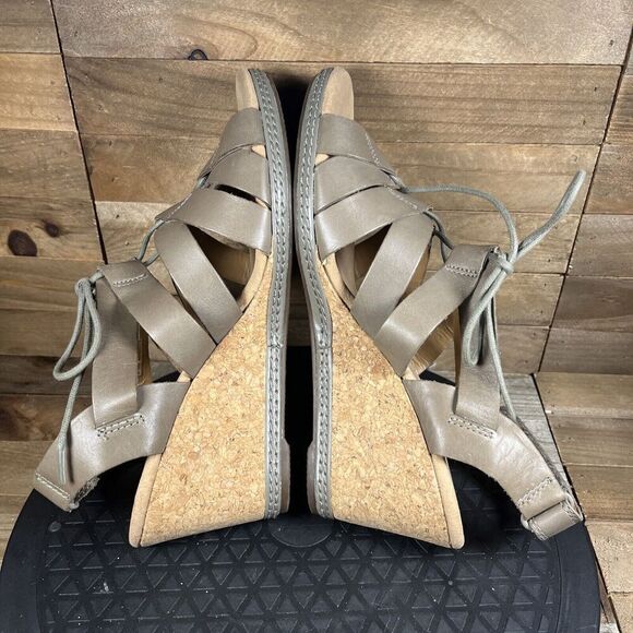 Clarks Cushion Helio Mindin Women's Size 9 M Lace Cork Taupe Wedge Sandal Heels - Picture 8 of 10